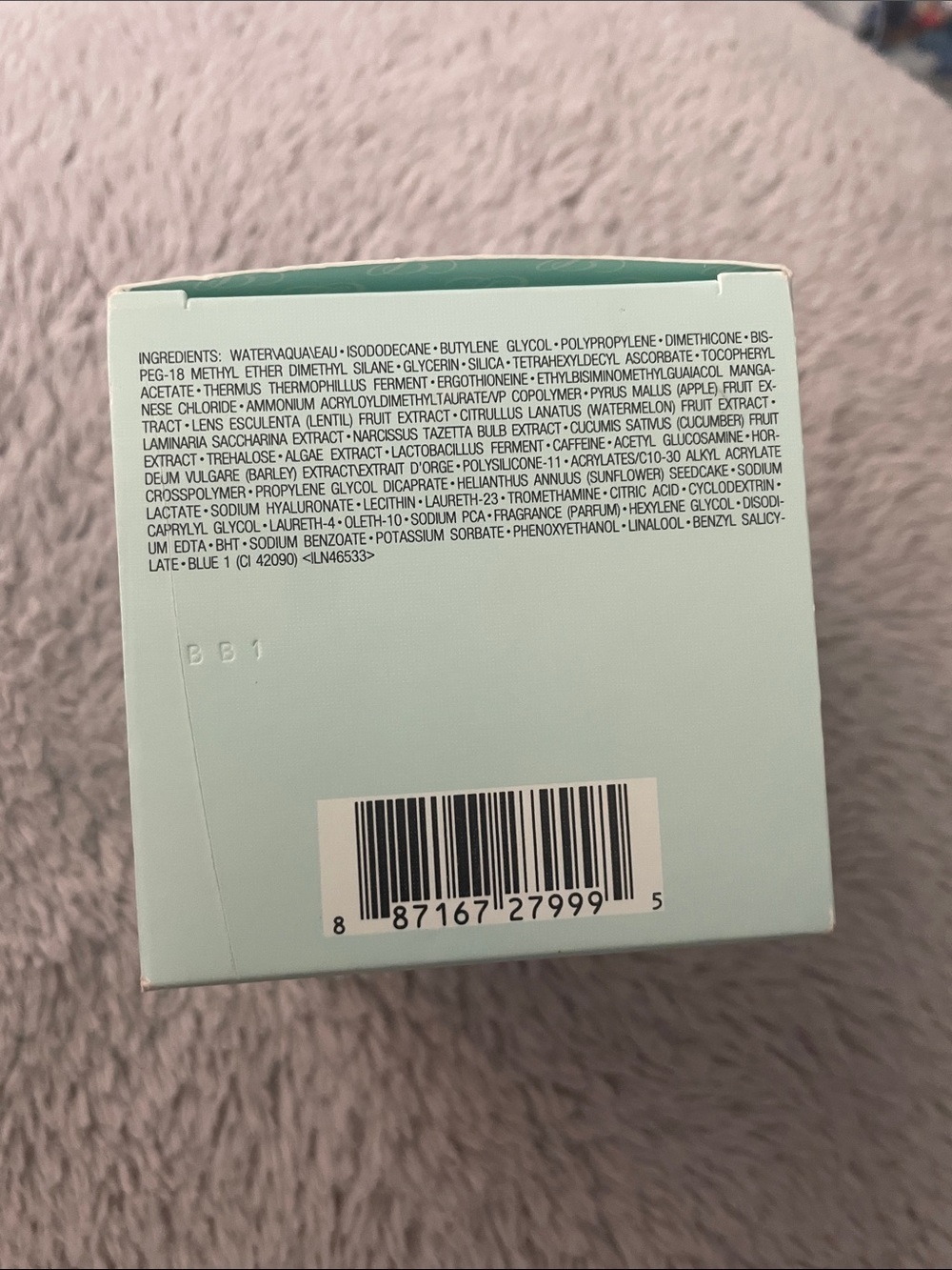 Estée Lauder DayWear Matte Oil-Control Gel-Creme in Aqua with Gold Accents - Picture 6 of 7
